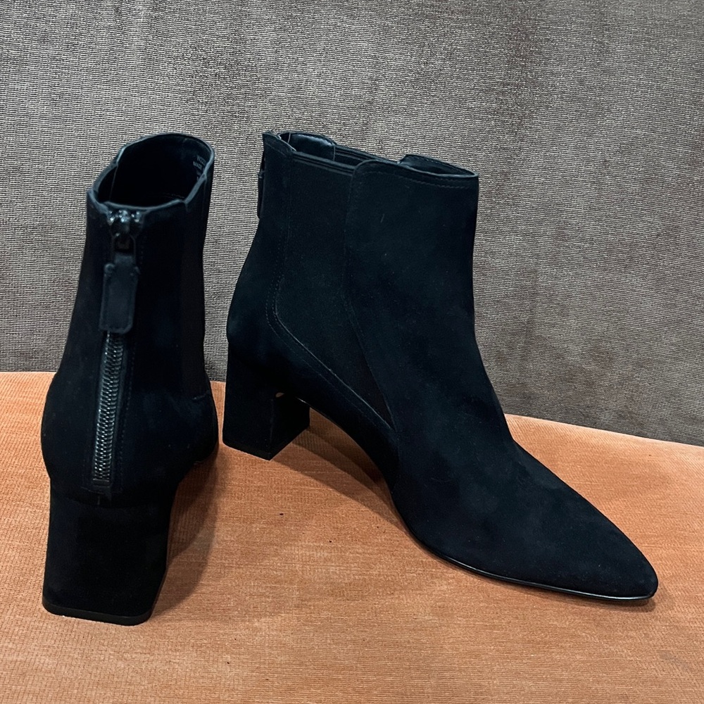 Cole Haan Etta Black Suede Modern 2.5” heel Booties size 9.5 US